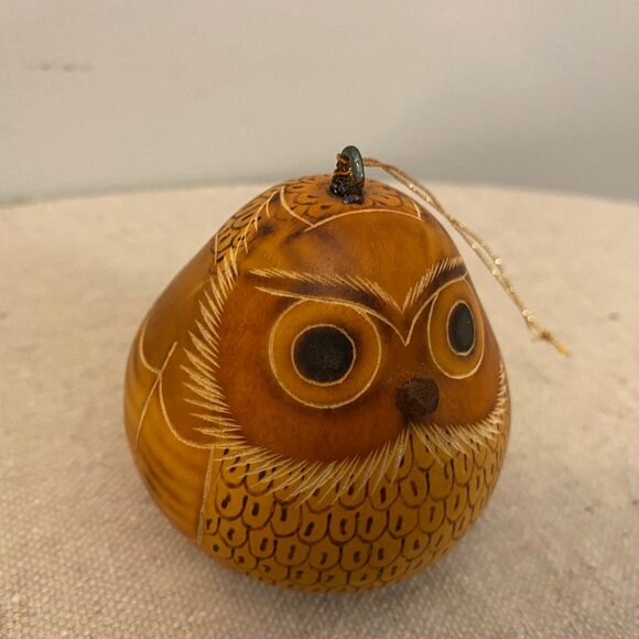 Carved Bird Gord Ornament Peru - Picture 3 of 8